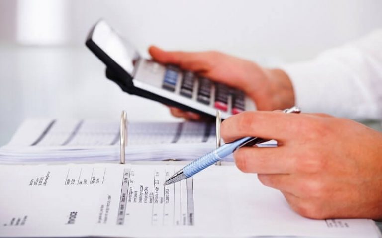 Managing your finances when purchasing real estate