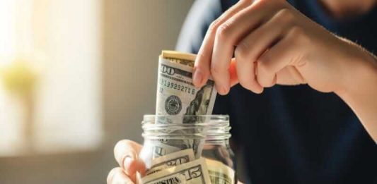 6 Practical Ways to Save Money 6 Practical Ways to Save Money